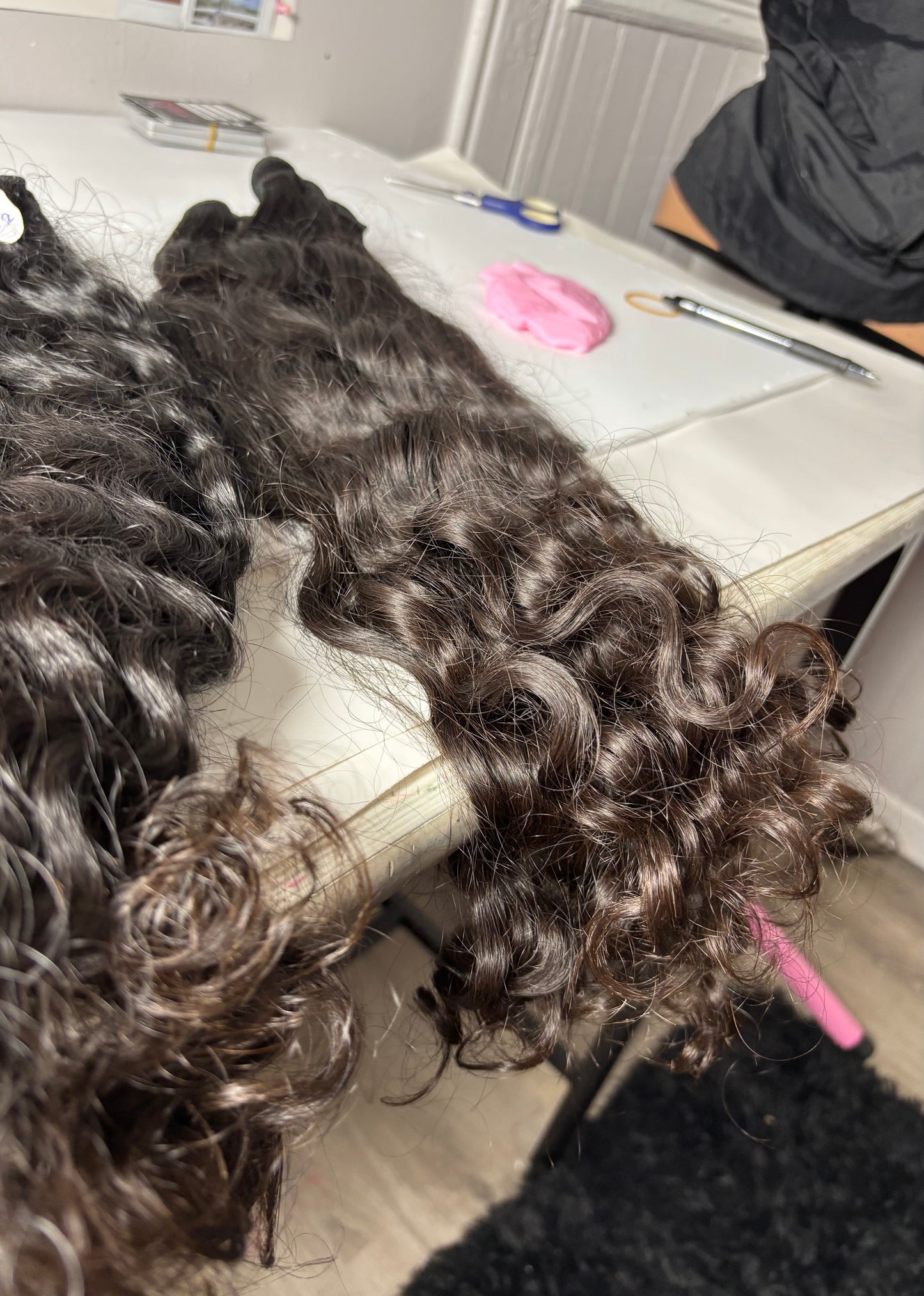 Shop Hair on hand 🛍️